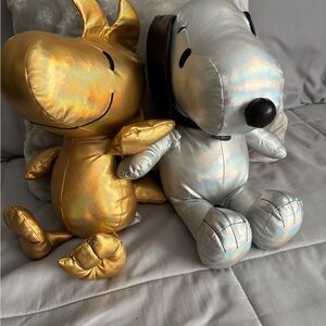 Peanuts Gold and Silver Stuffed Animal Duo